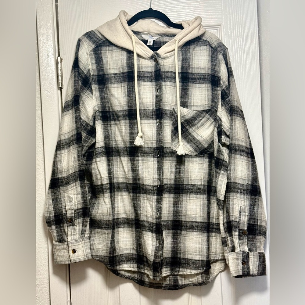 Time and Tru Black and White Hooded Sweatshirt